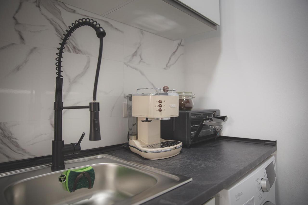 Acogedor Apartamento En Triana Sevilla Exteriör bild