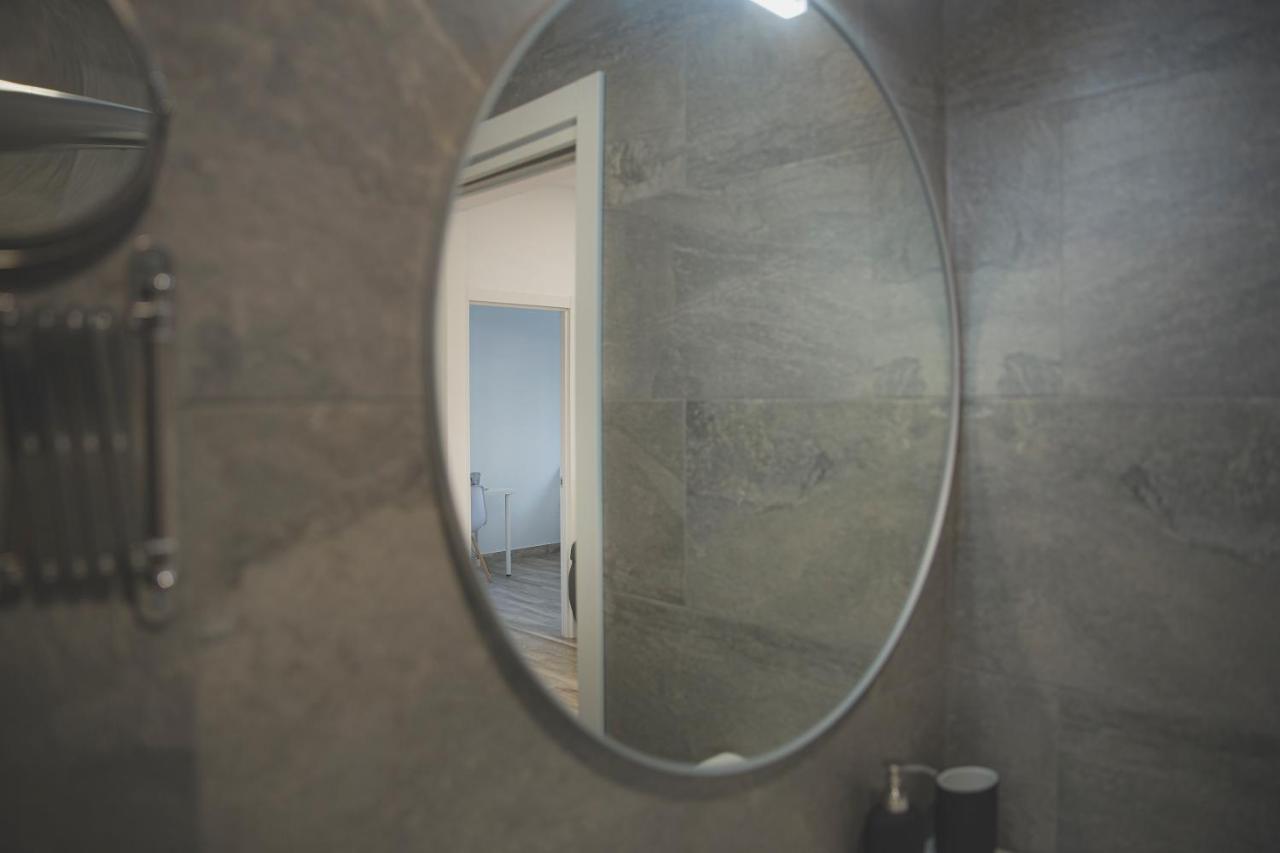 Acogedor Apartamento En Triana Sevilla Exteriör bild