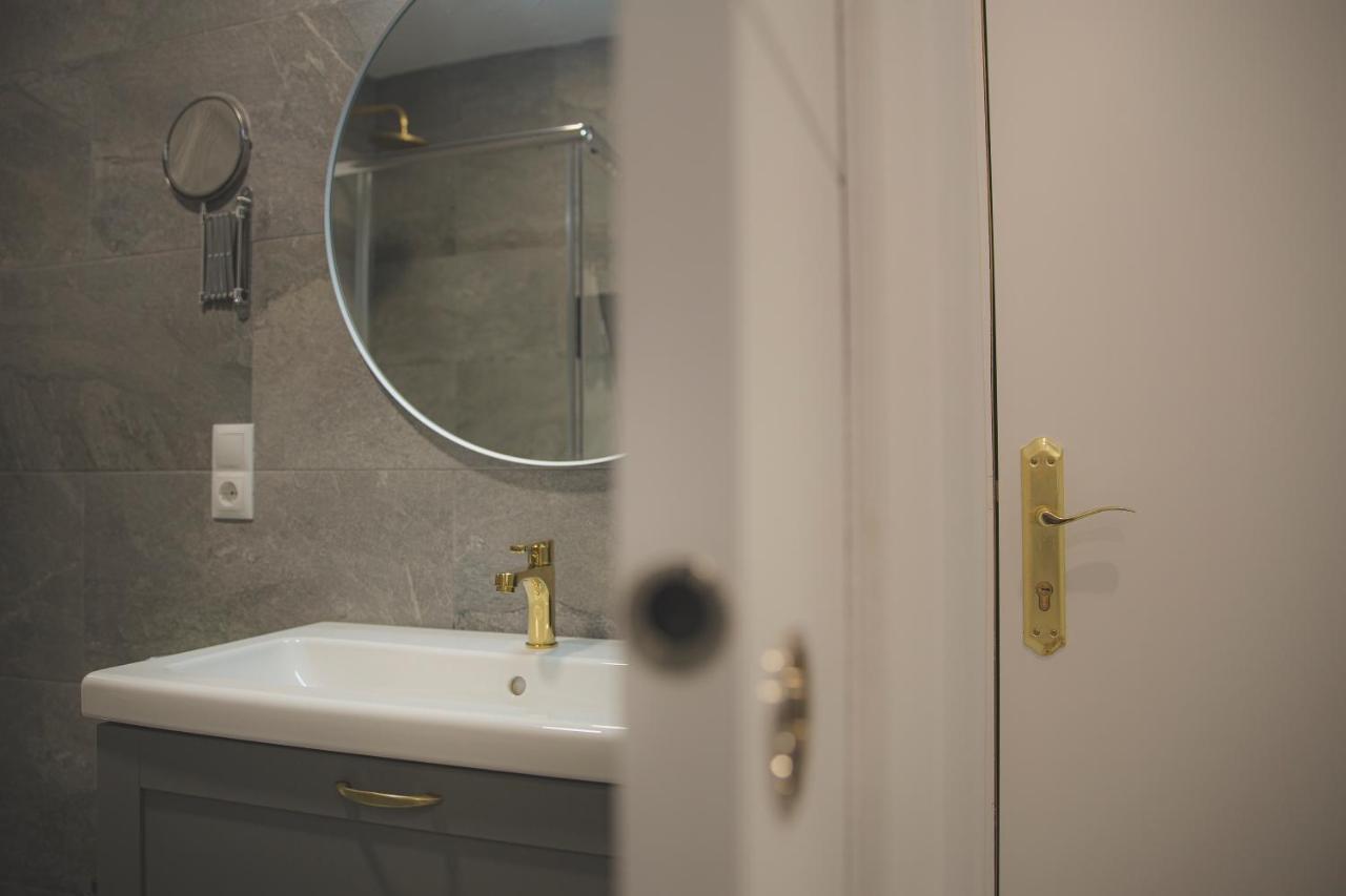 Acogedor Apartamento En Triana Sevilla Exteriör bild